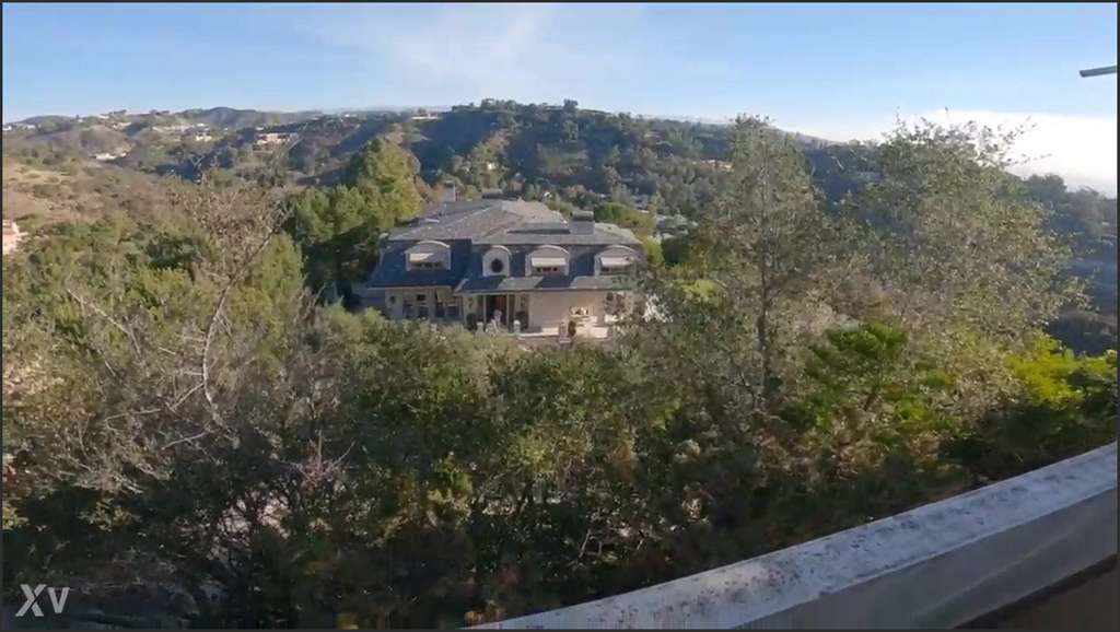 Anna Chambers sucks a third guy’s cock during double fuck