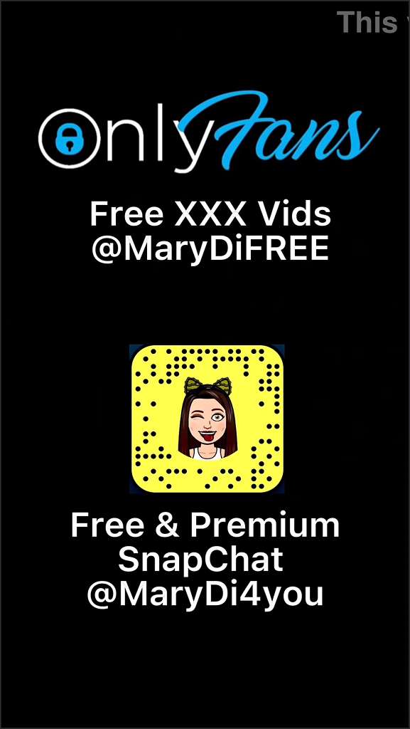 Geiles Snapchat Porno Video masturbates with cucumber and dildo