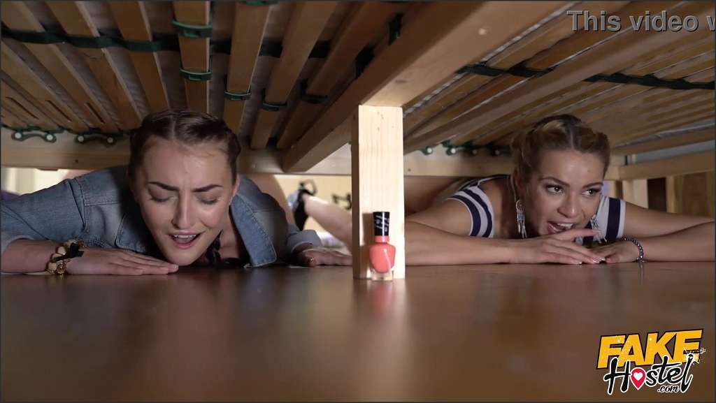 Katy Rose doing solo fuck in front of webcam