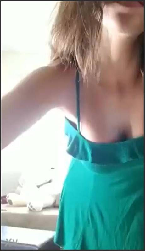 Green Girl Bella blonde babe for lesbian sex