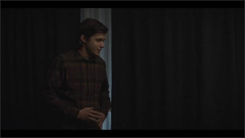 Kate Mara fingering their wet furrows in front of the webcam