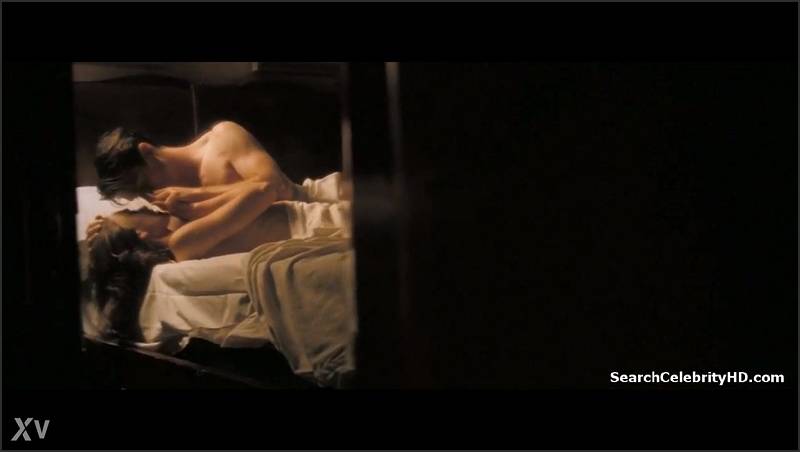 Keira Knightley blonde beauty in costume