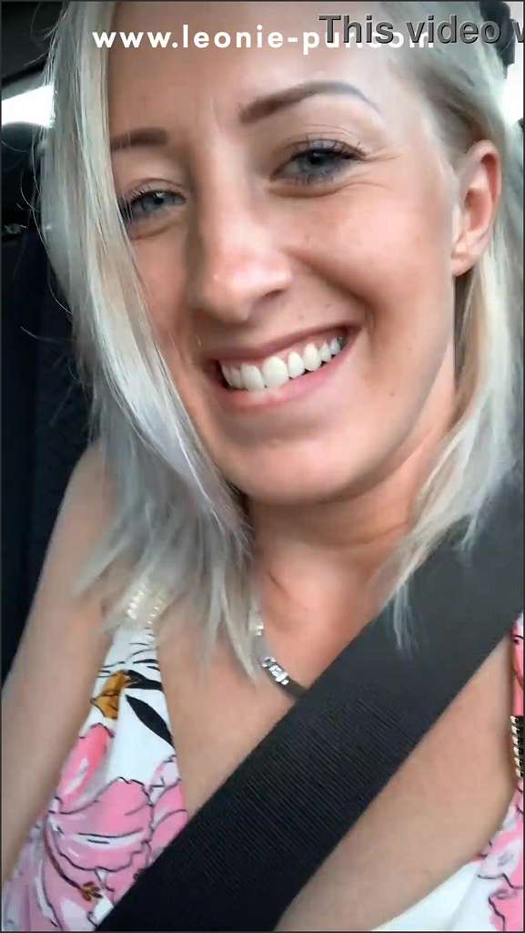 Leonie Pur gets big boner in the ass