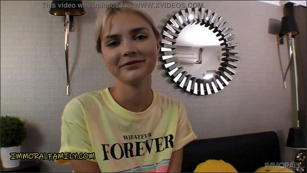 Lika Star school girls fuck in the gym