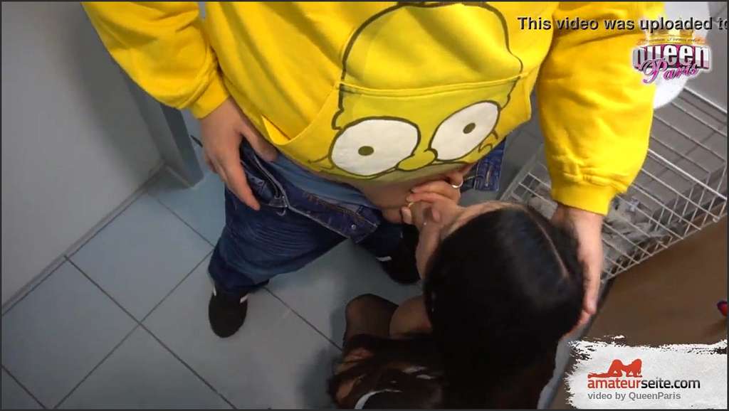 Queen Paris gets off on kinky role playing