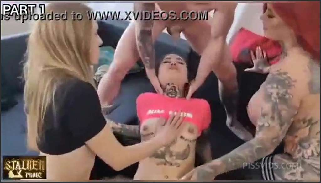 Sabien Demonia Stranger sucks his cock to the end