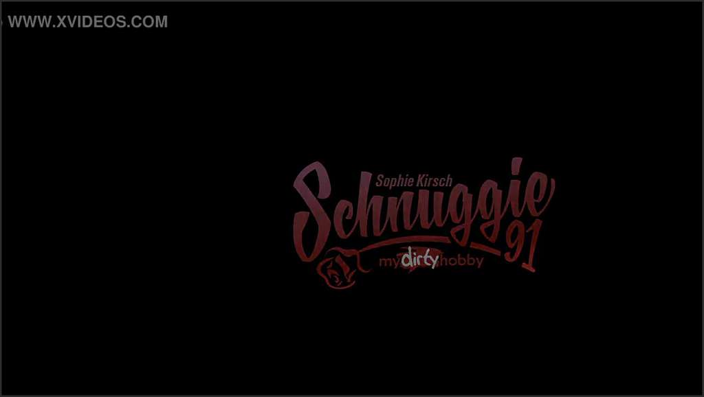 Schnuggie try out her new anal dildos