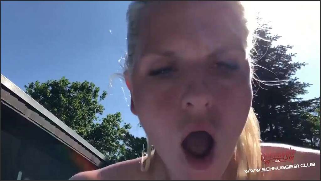 Schnuggie watches horny sex and gets all wet down there