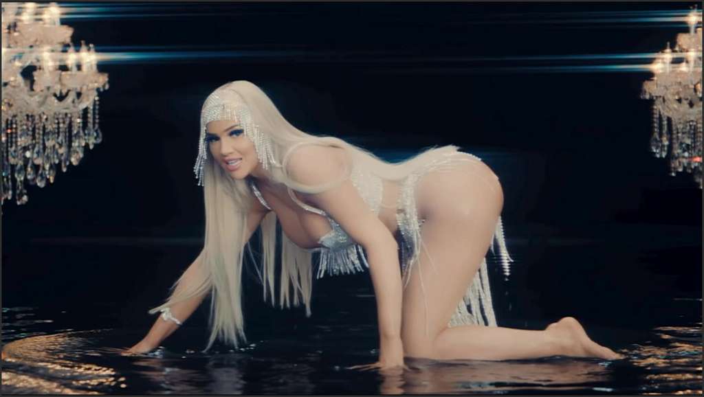 Shirin David and boyfriend during foursome with neighbors