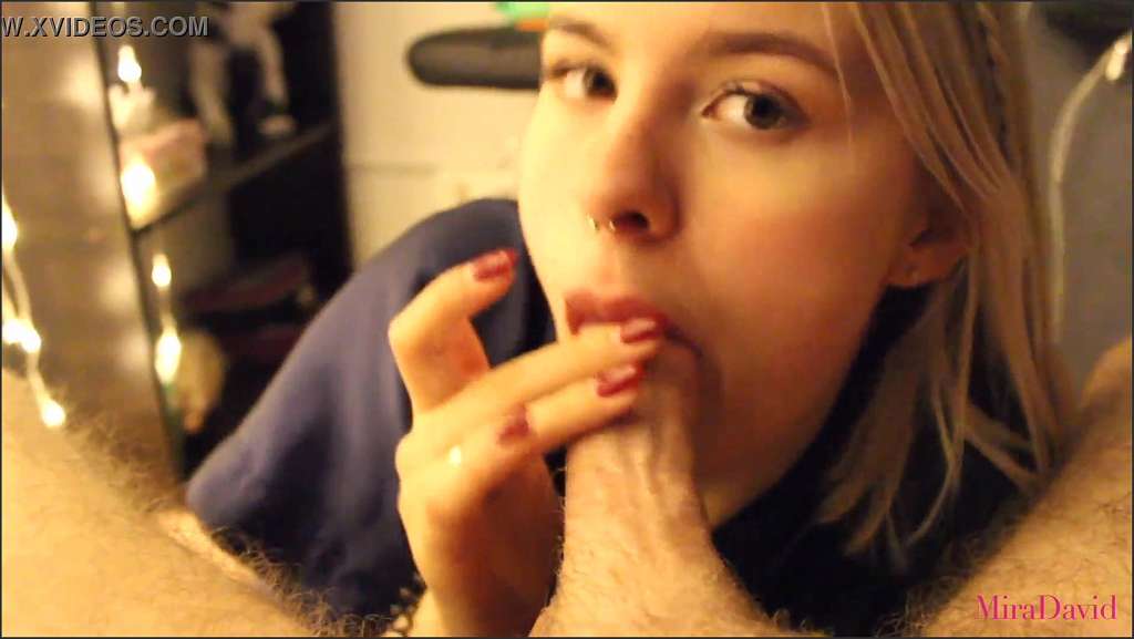 Teen Homemade girlfriend gives him a blowjob after she catches him