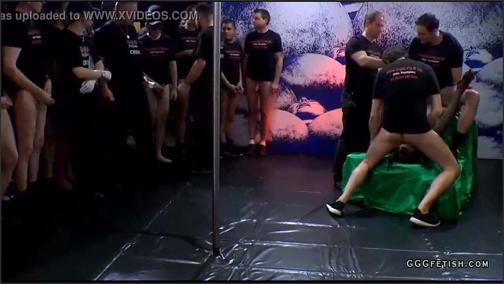 Viktoria Goo sluts fuck with a mature guy