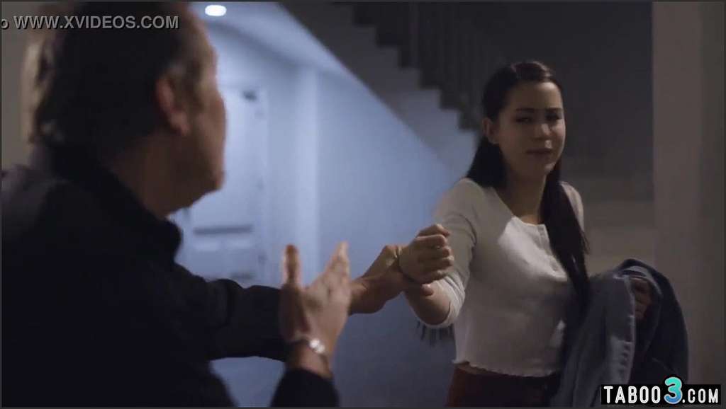 Alina Lopez cunt fuck in the back alley