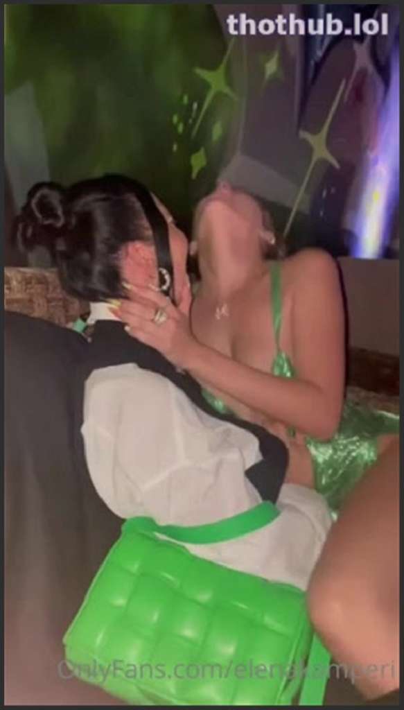 Elena Kamperi dream body turns your head