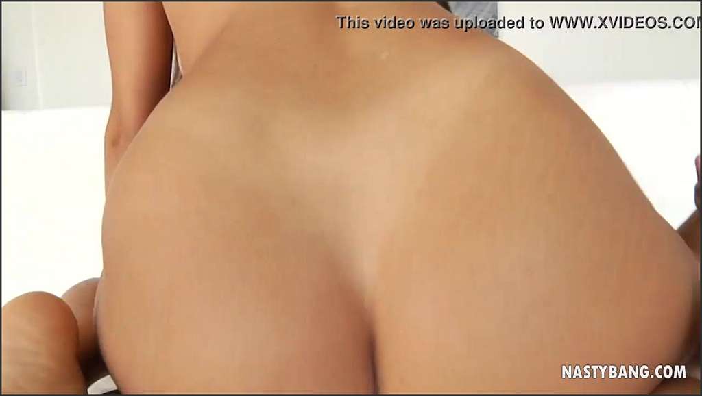 Eliza Rose educated to a willy-nilly three hole mare