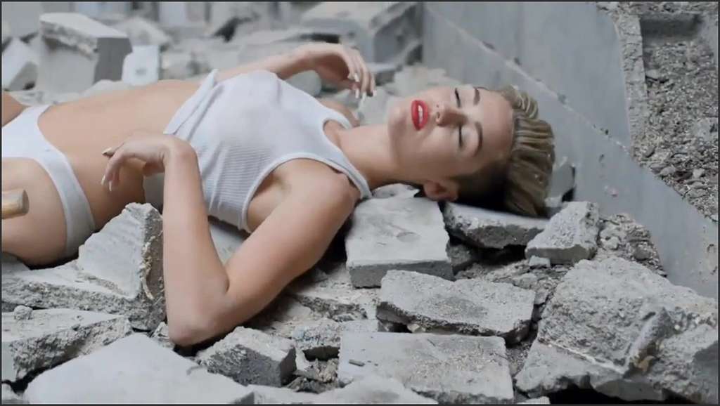 Miley Cyrus dick withdrawal! Horny dry fuck with Tanya Tate